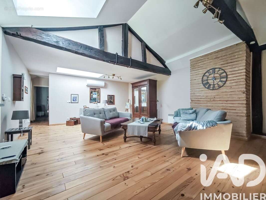 Maison 340 m² à Razimet  - photo 6