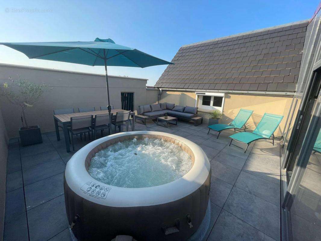 Appartement à MONTCEAU-LES-MINES