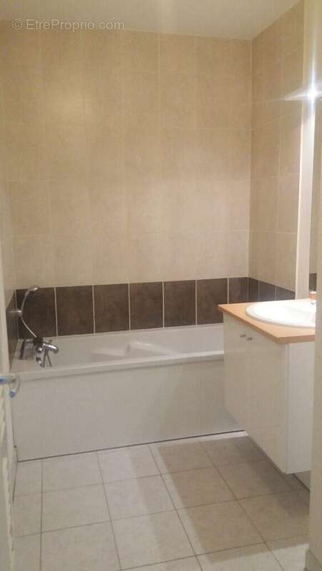 Appartement à CASTELGINEST