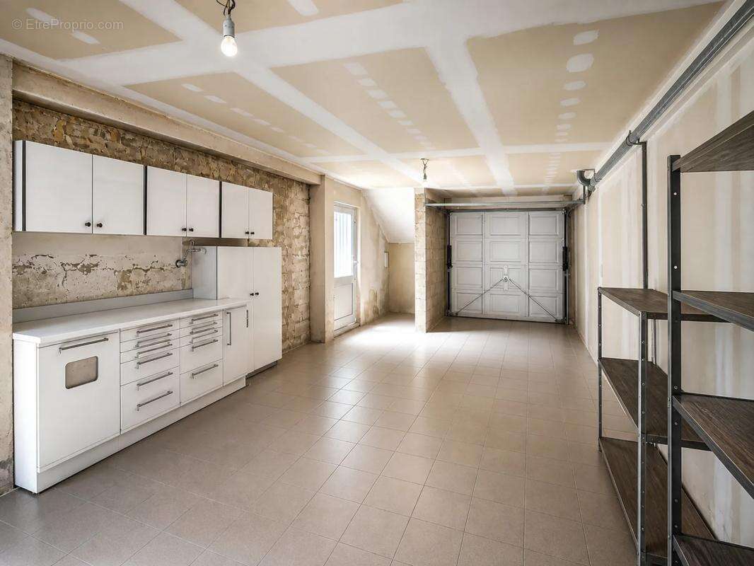 Maison d’architecte de 257m² 6 chambres piscine - à rénover - photo 9