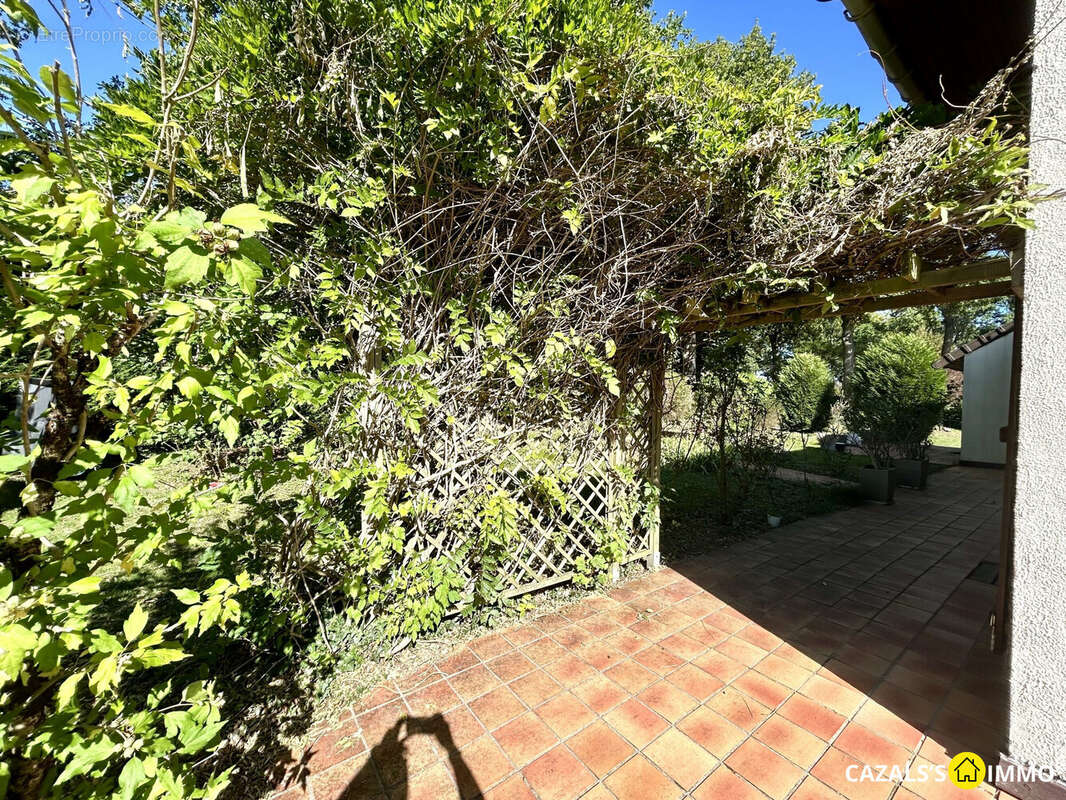 Maison à SAINT-SAUVEUR-SUR-ECOLE