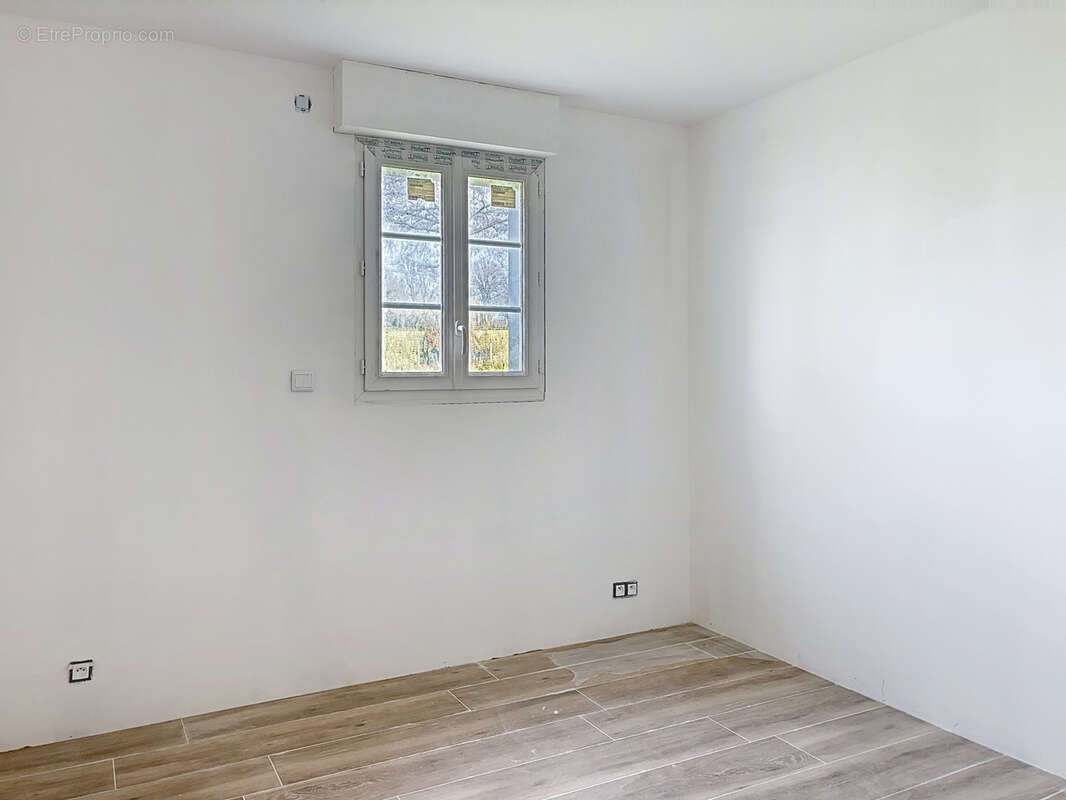 Maison à VILLEDIEU-LES-POELES