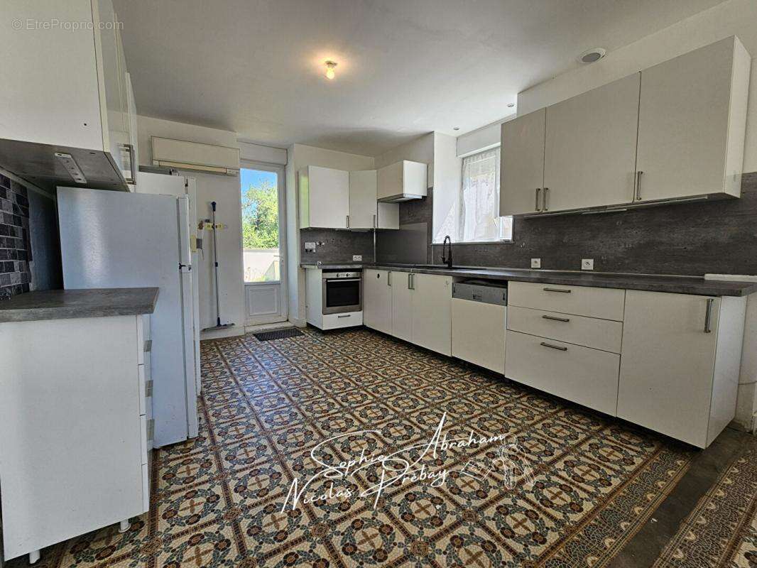 Propriété polyvalente aux prestations énergétiques remarquables ? Maison principale et logements indépendants - photo 11