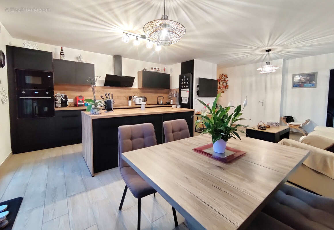 Appartement à ARNAS