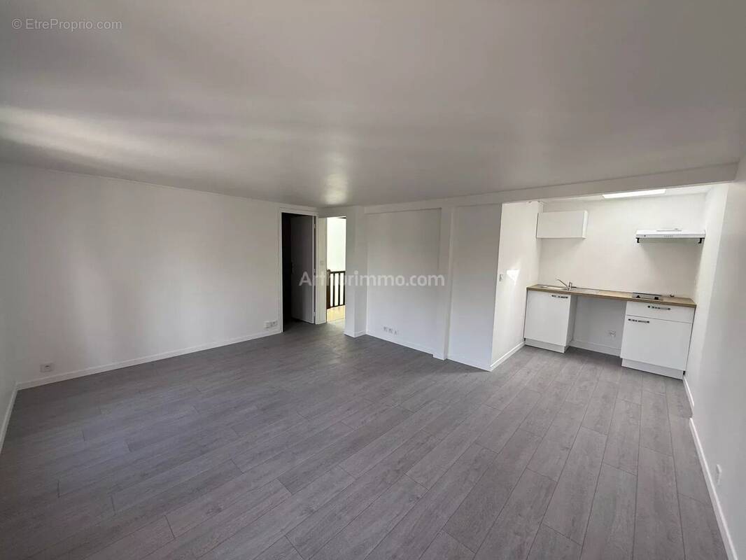 Appartement à SOISY-SUR-SEINE