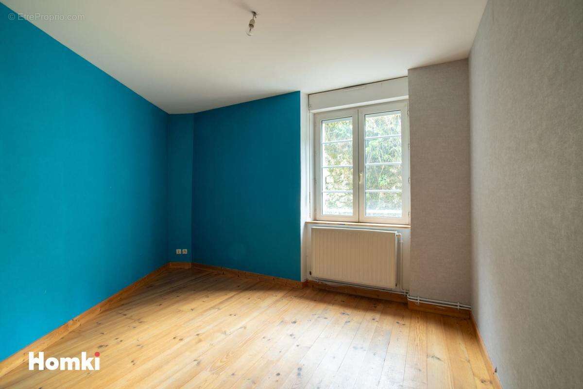 Appartement à LA SEAUVE-SUR-SEMENE