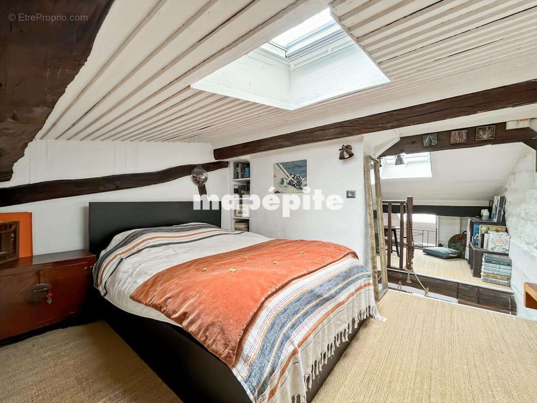 Appartement à PARIS-11E