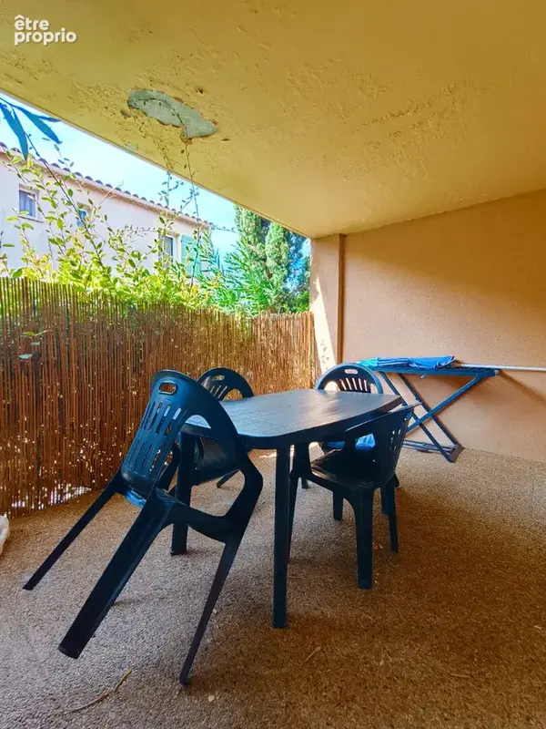 Appartement  meublé sur résidence avec piscine au coeur du village - photo 2