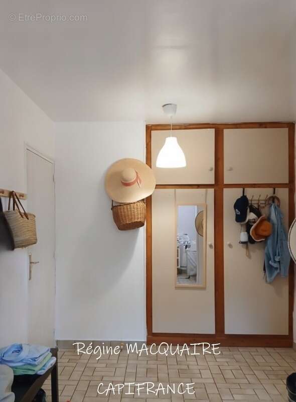 À vendre : Maison mitoyenne de 4 pièces,143 m2 env., 3 chambres sur un terrain de 1500 m2 avec panorama exceptionnel sur la camp - photo 28