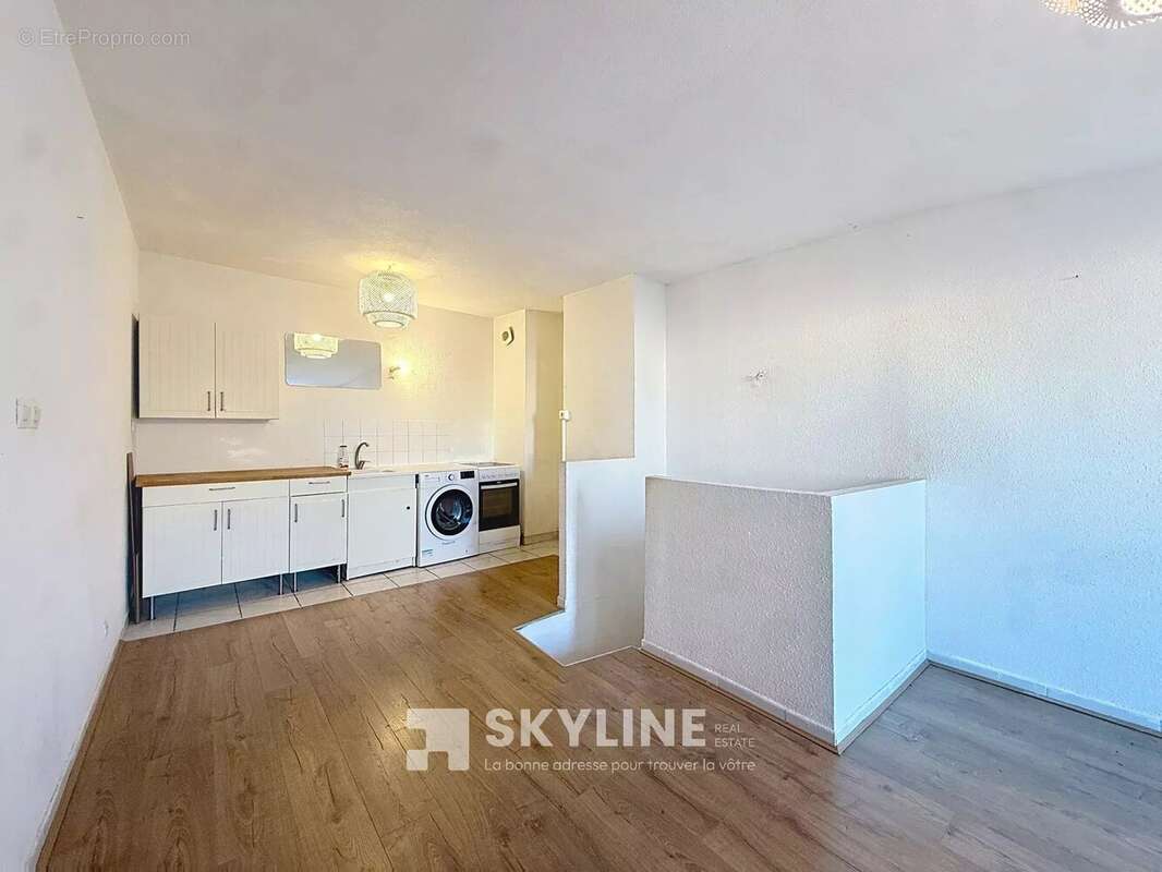 Appartement à MARSEILLE-2E