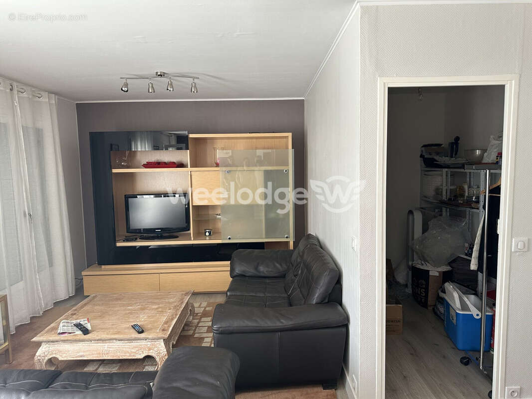 Maison à DENEUILLE-LES-CHANTELLE