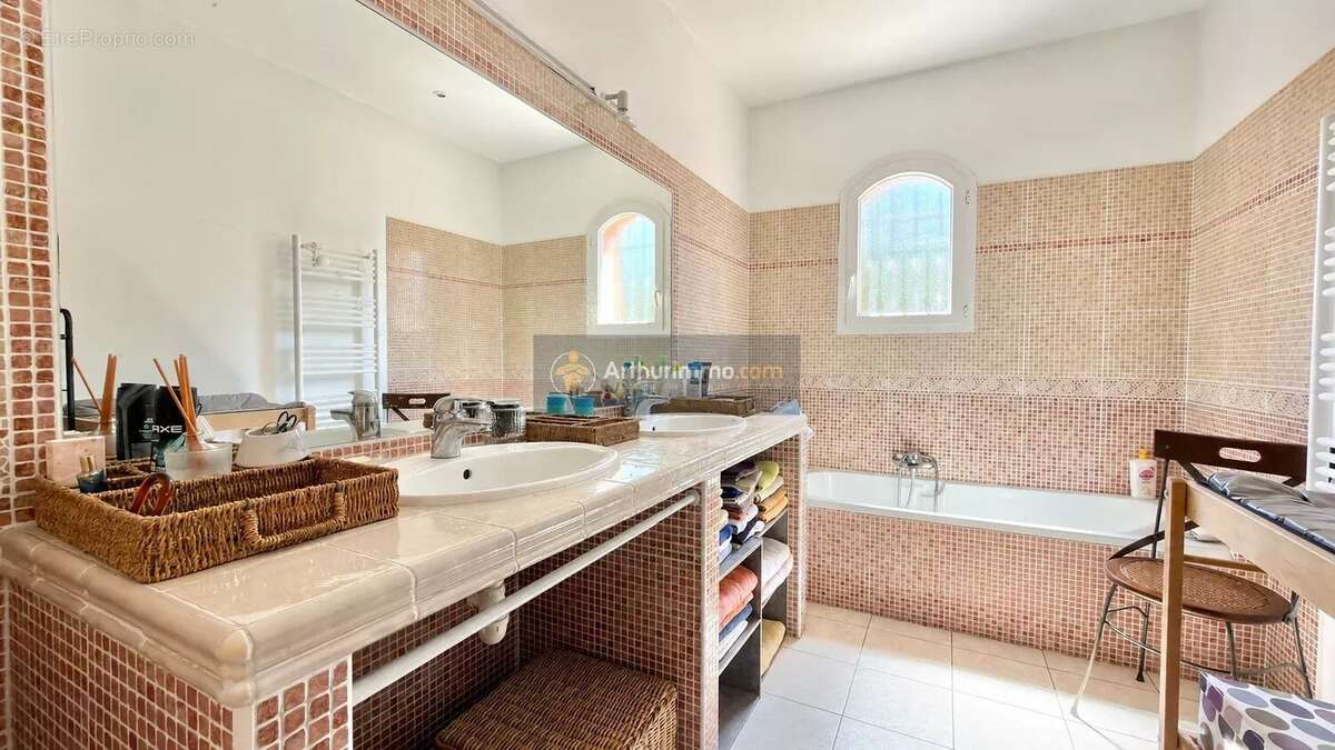 Maison à FREJUS