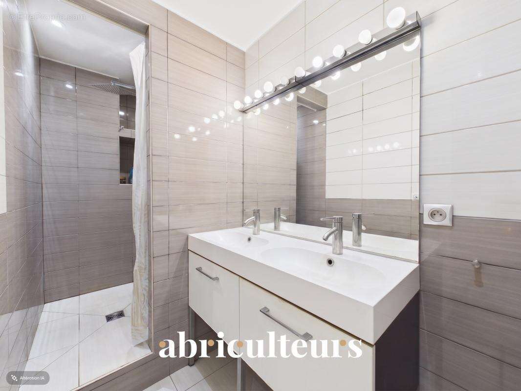 Appartement Familal - 86 m² - 4 pièces en vente à Saint-Mandé Sud (94160) - photo 10