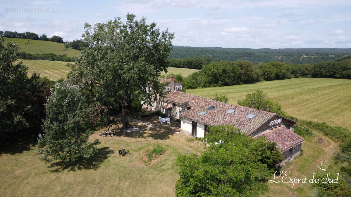 Maison à CAYLUS