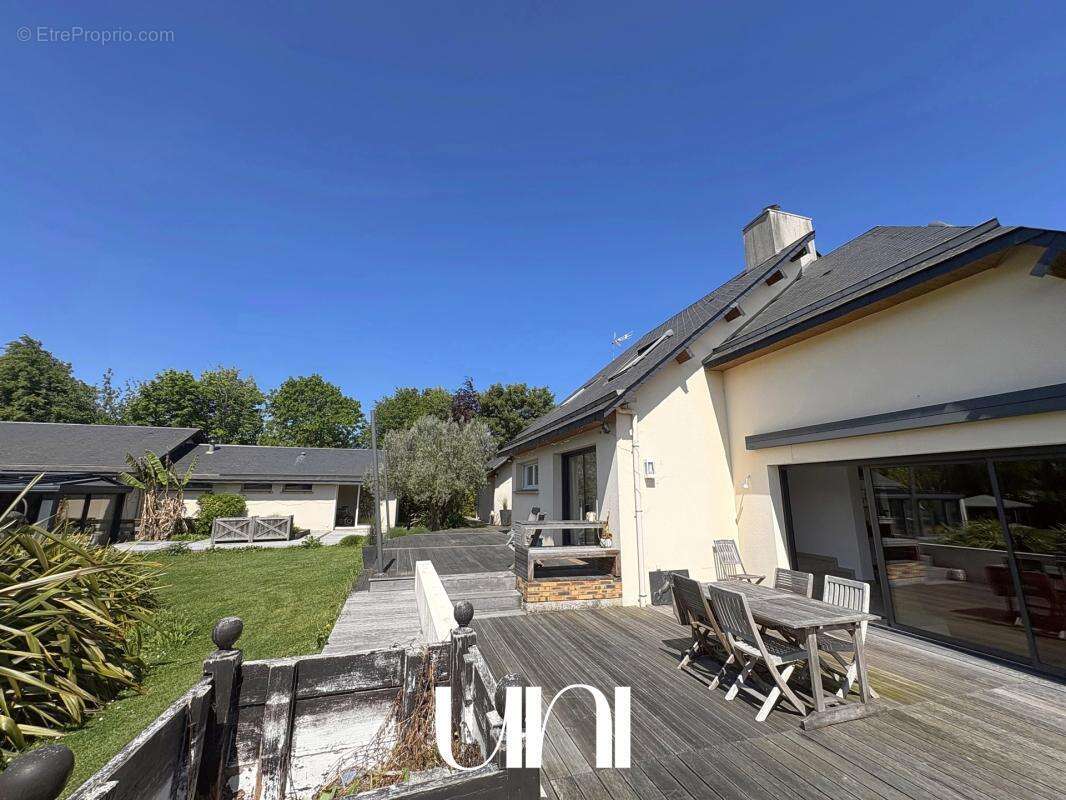 Maison à HERMANVILLE-SUR-MER