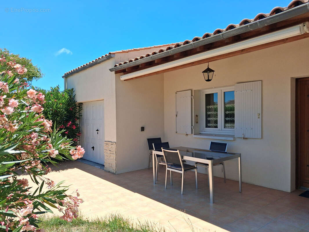 Maison à LA BREE-LES-BAINS
