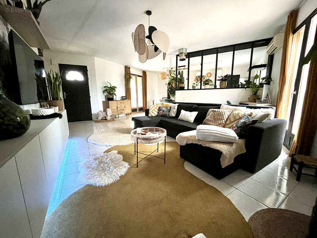 Maison à AIGUES-VIVES