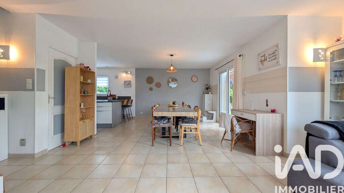 Photo 3 - Maison à PLUMELIAU