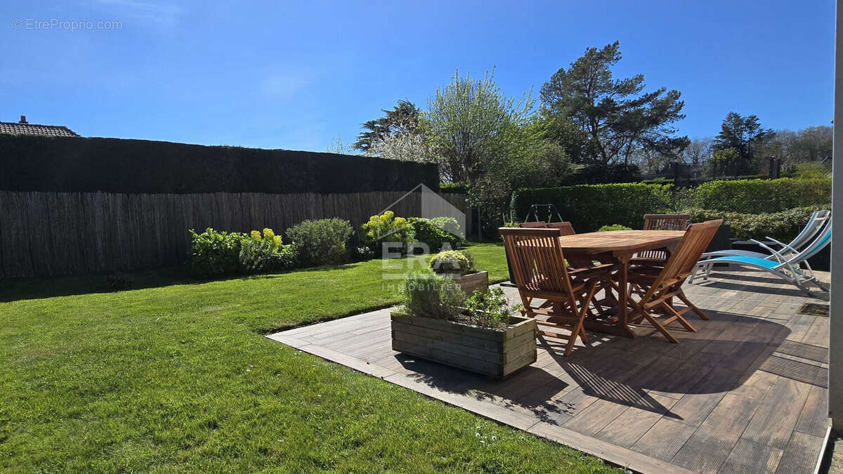 Maison à VARENGEVILLE-SUR-MER