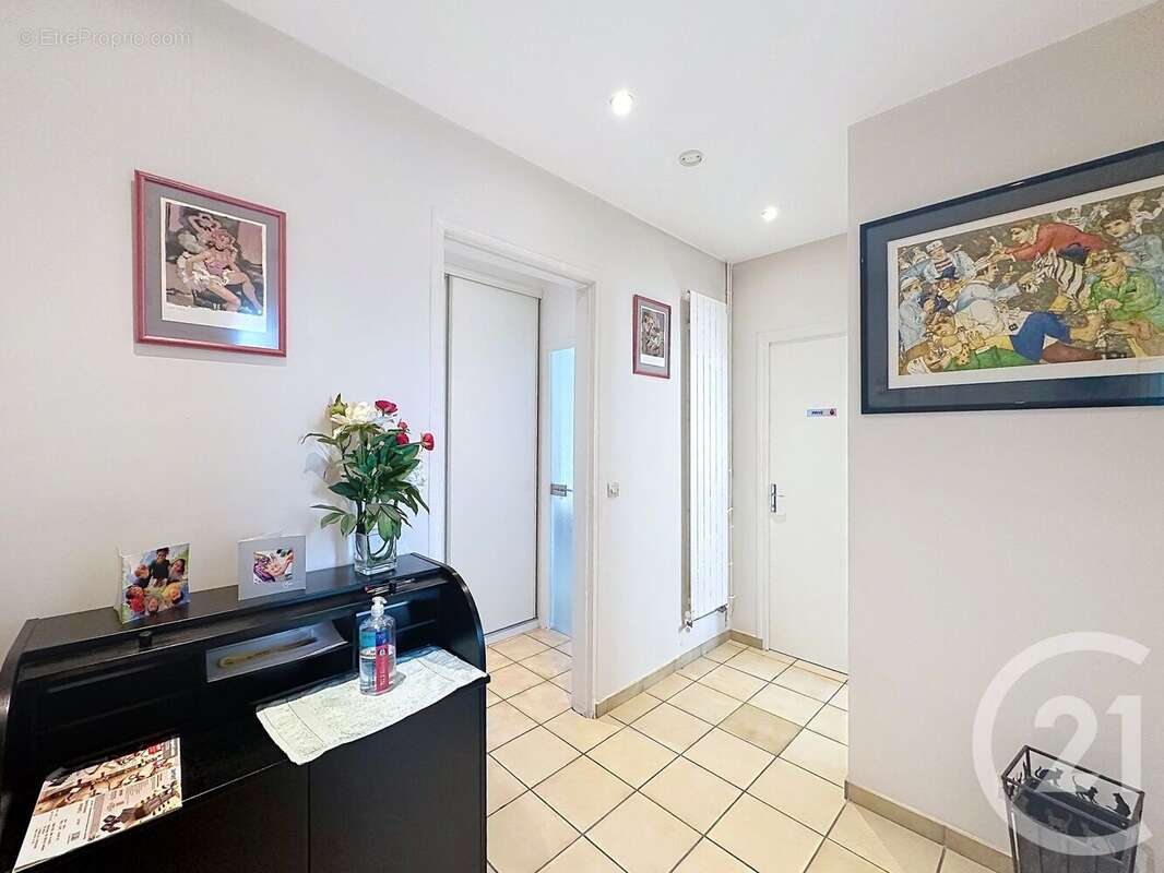 Photo 4 - Appartement à CHOISY-LE-ROI