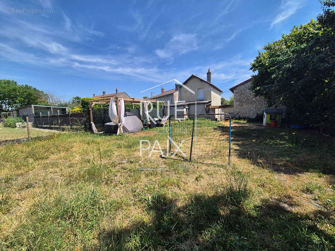 Maison Loudun 3 pièce(s) 67 m2 - photo 3
