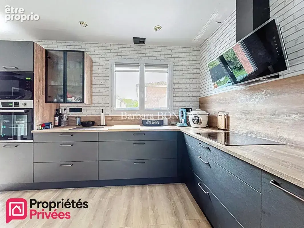 Maison Saint Sulpice La Pointe 7 pièces 143 m2 - photo 6