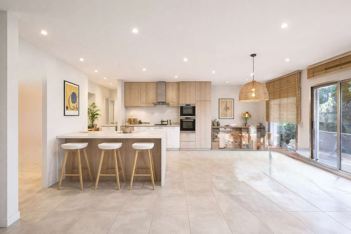 Appartement à LA LONDE-LES-MAURES