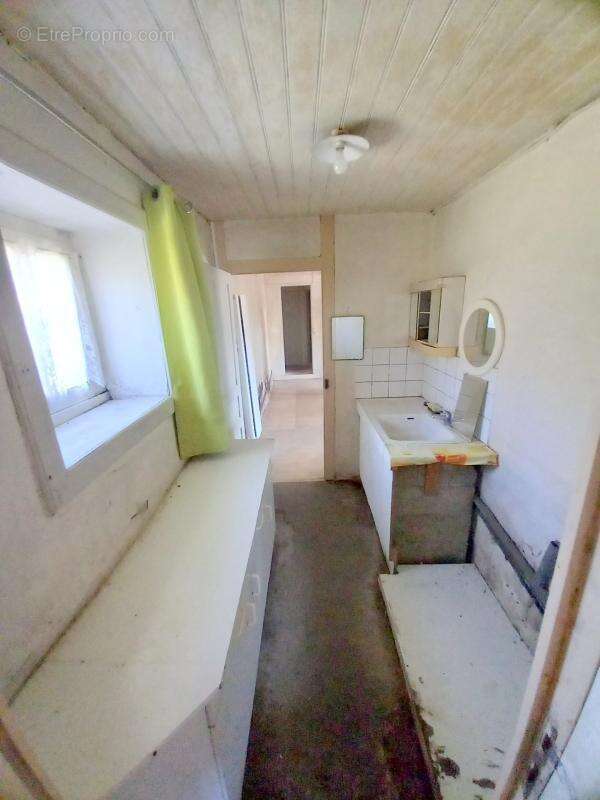 Fermette à rénover sur près de 2 hectares – Idéal projet de vie à la campagne (MONTAUDIN -53) - photo 6