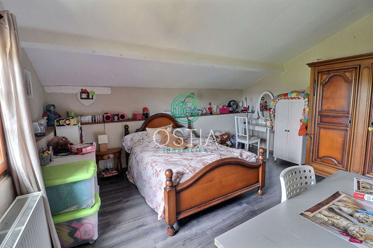 Ferme St Paul En Jarez - En.136m² - photo 8