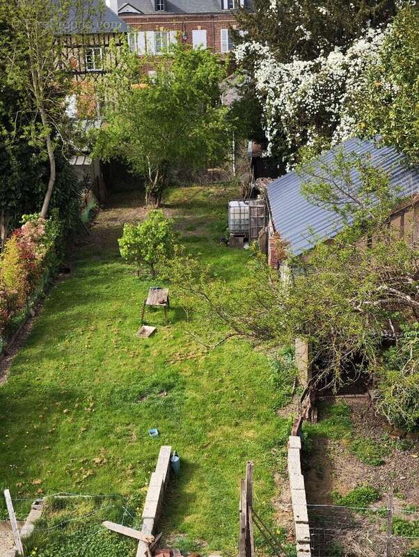 Centre ville d'Orbec, au calme avec jardin et garage - photo 15