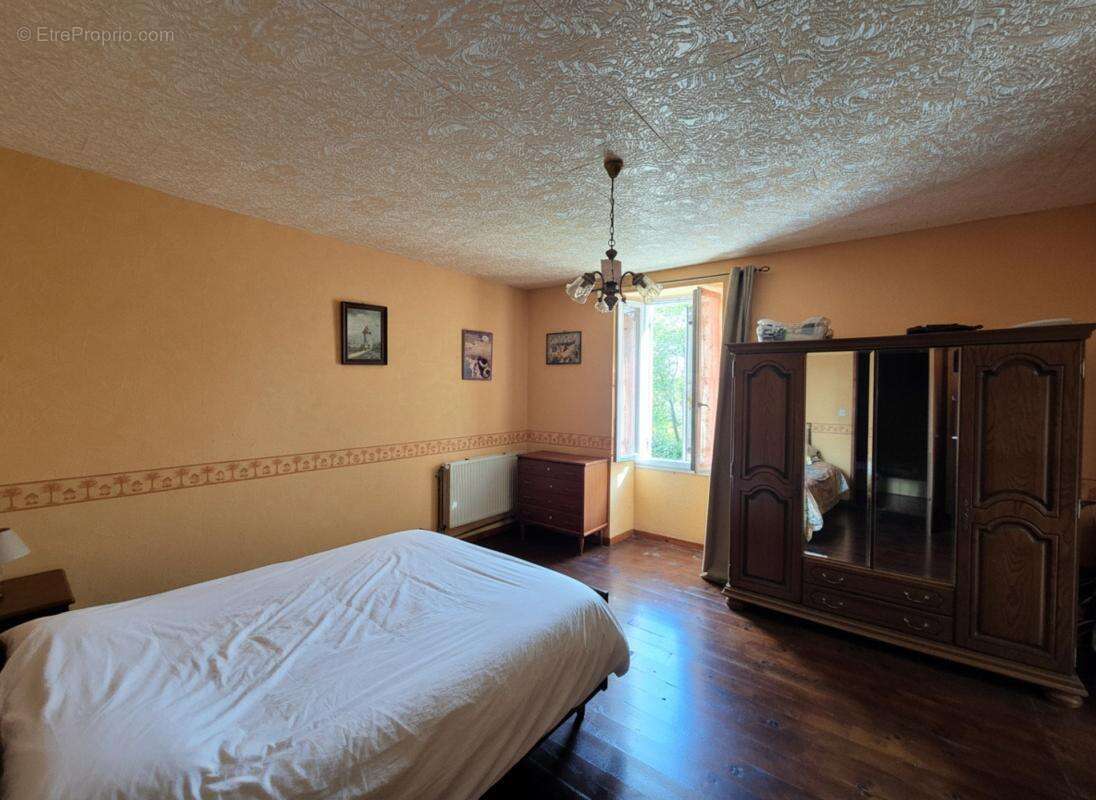 Maison en pierre avec beau terrain – cadre exceptionnel, sur le chemin de Saint-Jacques, à LA ROMIEU (32480) - photo 8