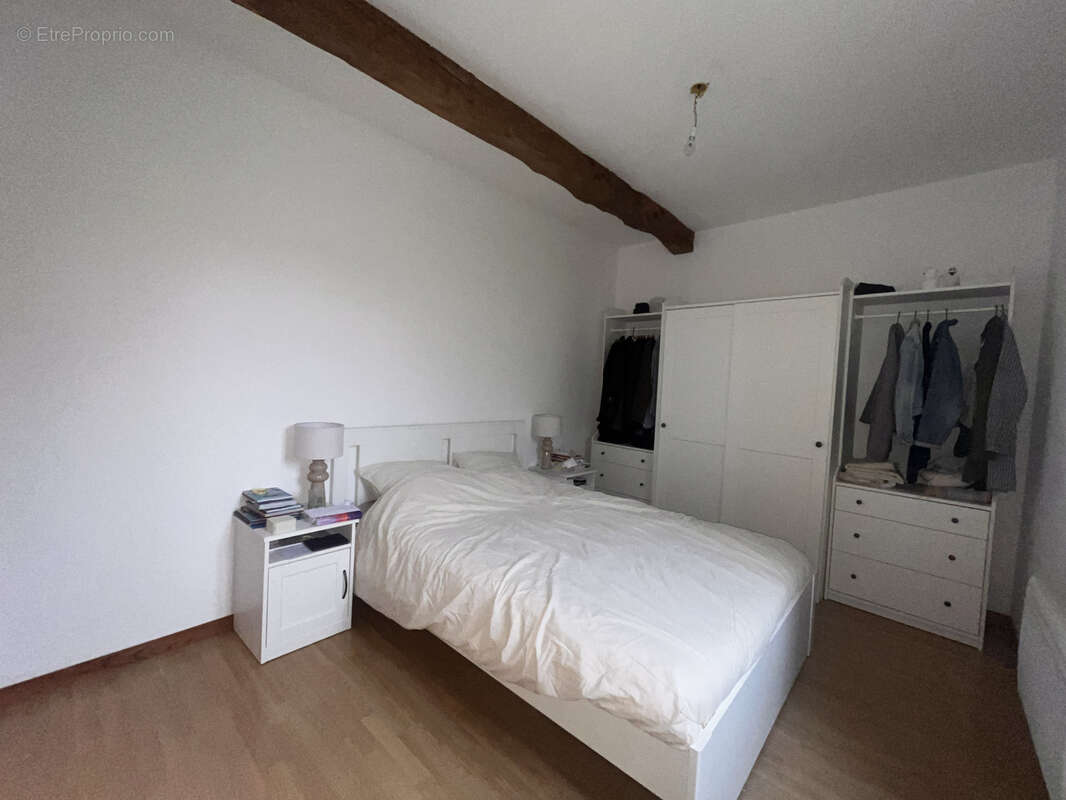 Maison de Village 115m2 - 4 Chambres - Cour - Proche Commodité - photo 5