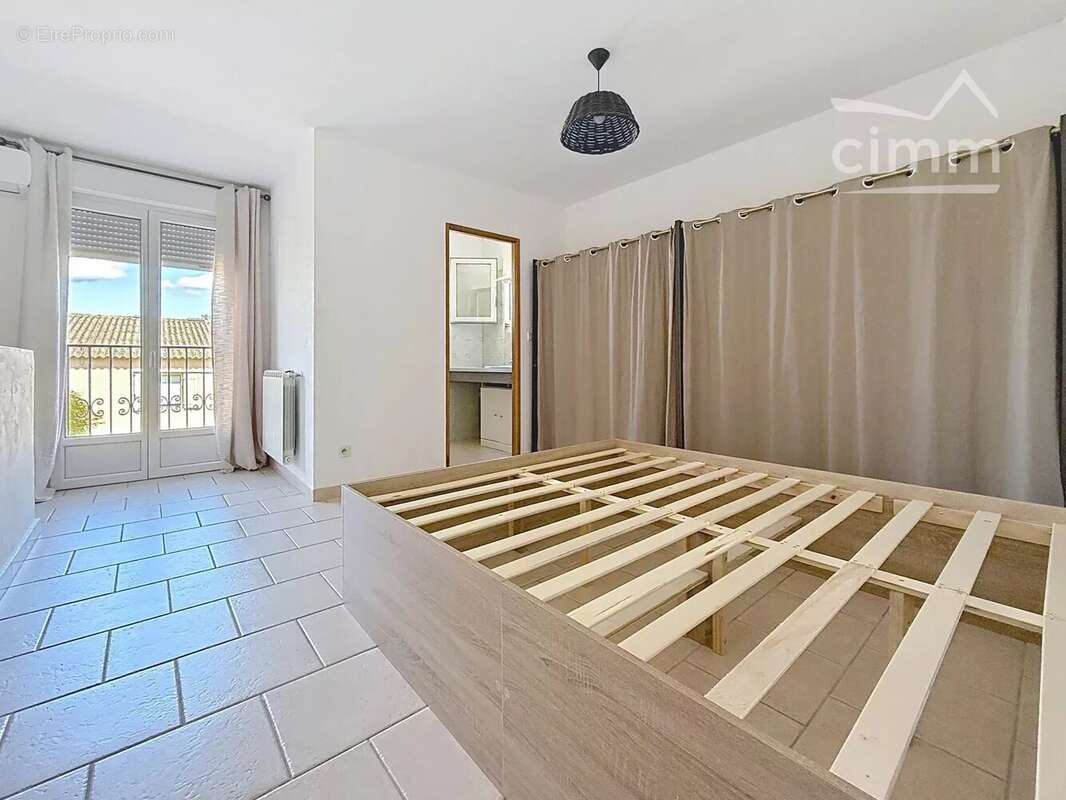 Appartement à L'ISLE-SUR-LA-SORGUE