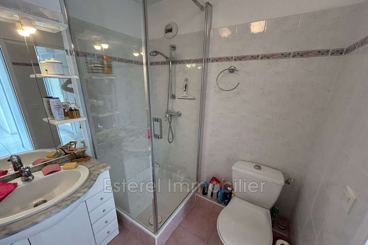 Appartement 26 m² à La Seyne-Sur-Mer  - photo 7