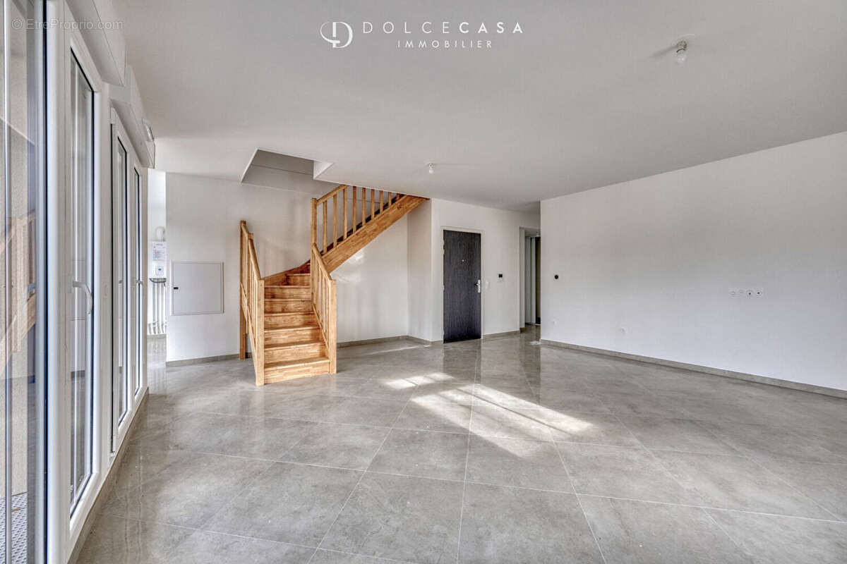 Appartement à LE PERREUX-SUR-MARNE