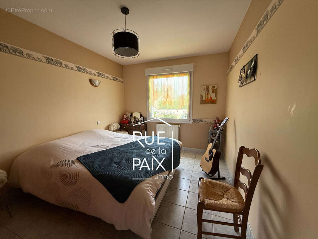 Maison à CHATILLON-SUR-THOUET