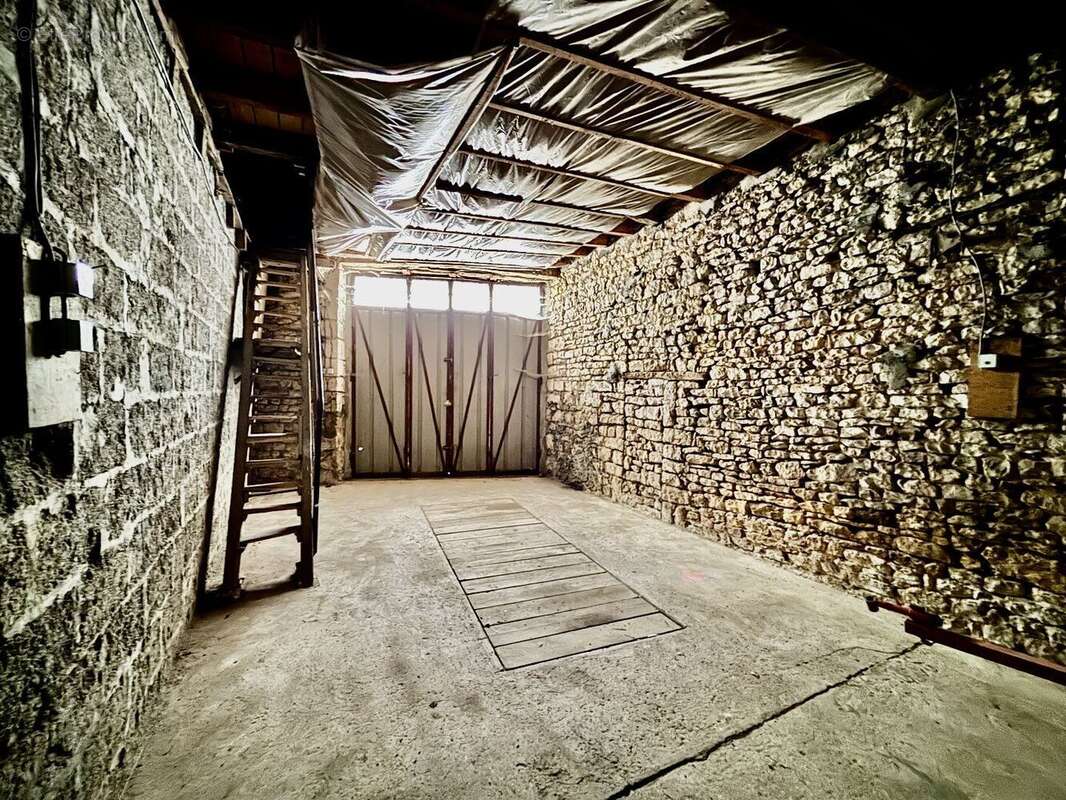 Maison à RUFFEC