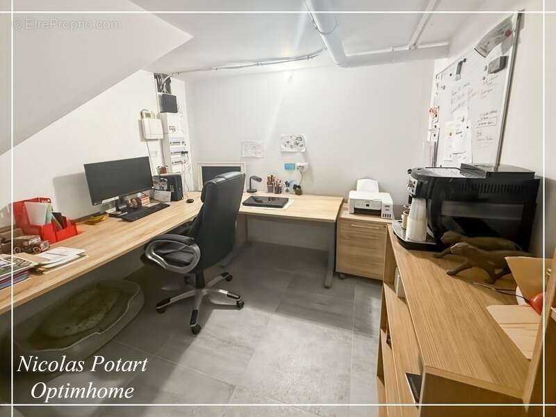 Maison à LACROIX-SAINT-OUEN