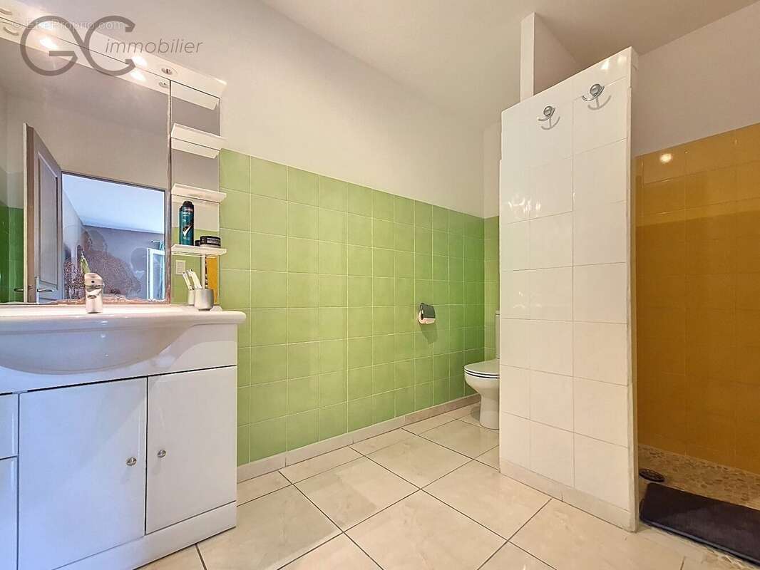 Maison à VILLENEUVE-LES-BEZIERS