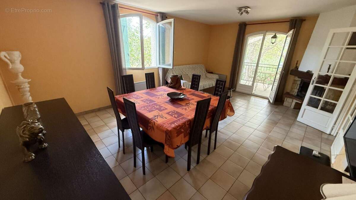 Maison 74 m² à Felines-Minervois  - photo 4