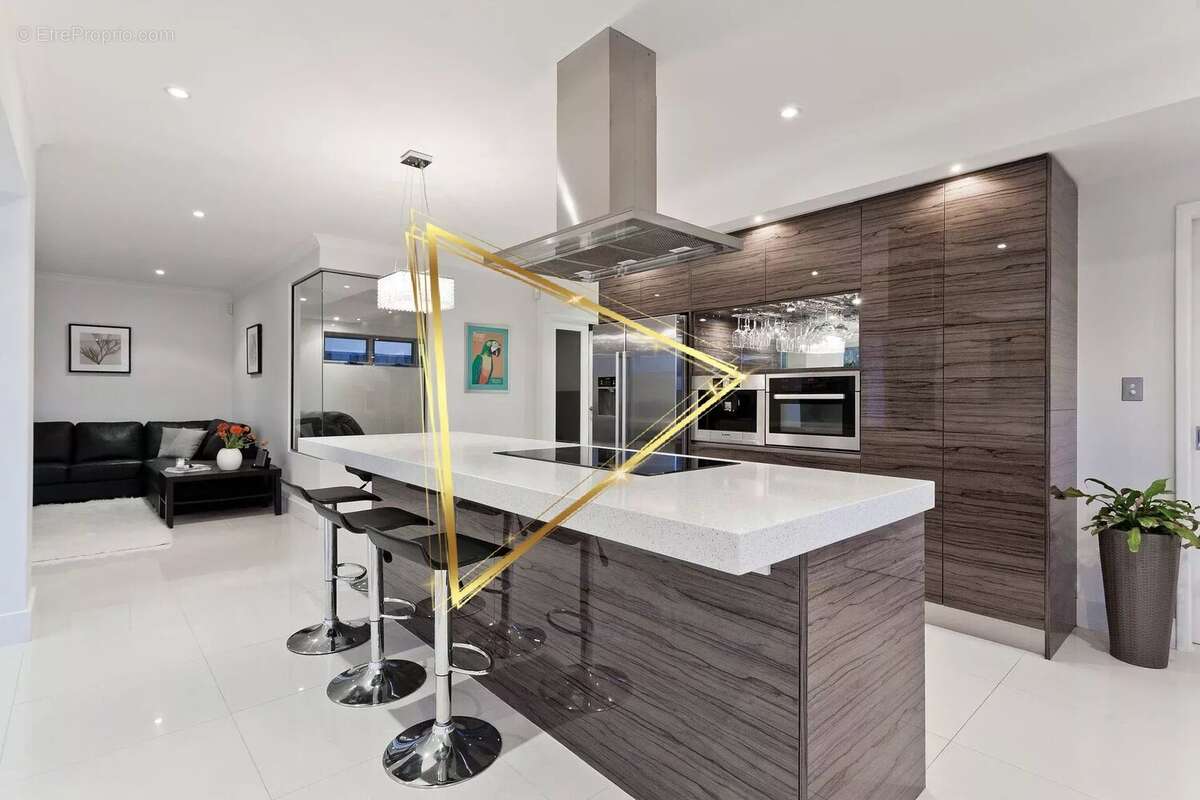 Comme une maison en plein Paris : duplex avec terrasse – Paris 15ème. - photo 3