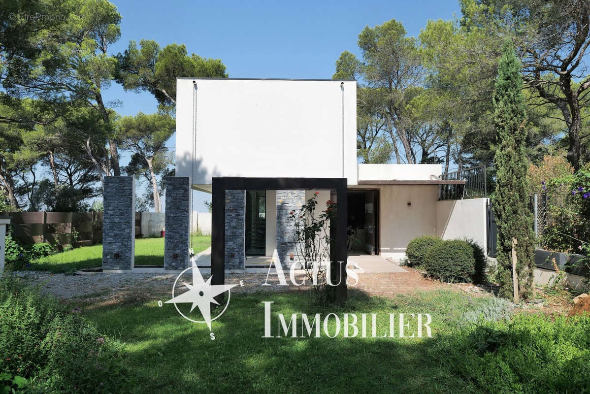 Maison à SALON-DE-PROVENCE