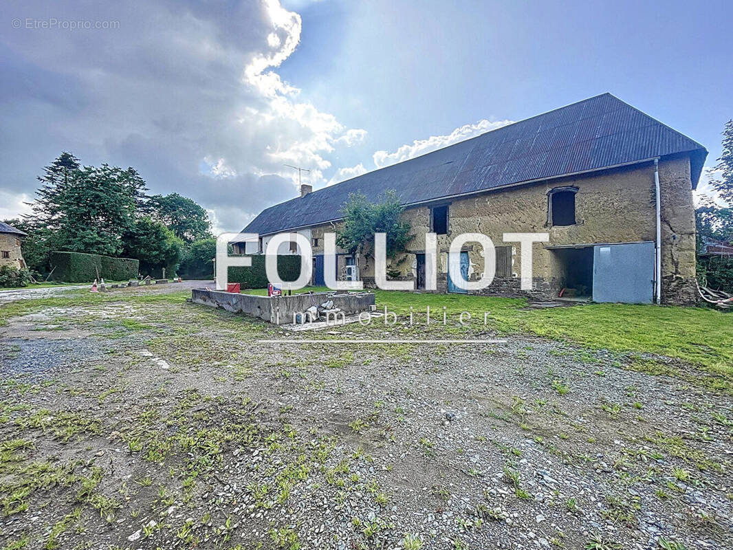 Maison à SAINT-SAMSON-DE-BONFOSSE