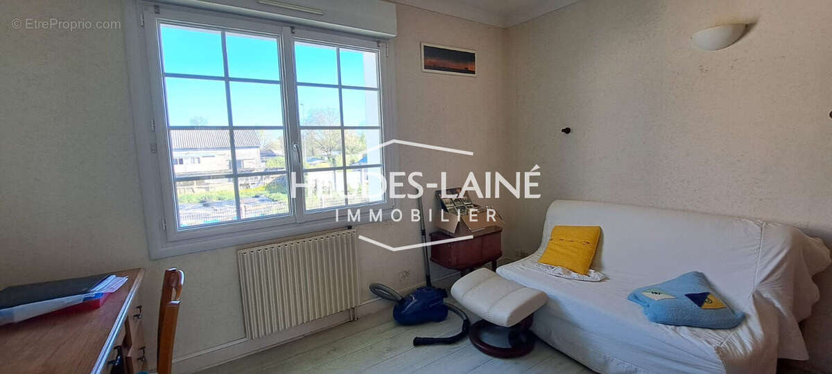 Maison à LES LOGES-MARCHIS