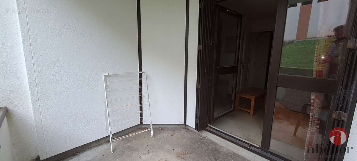 Appartement à MORILLON