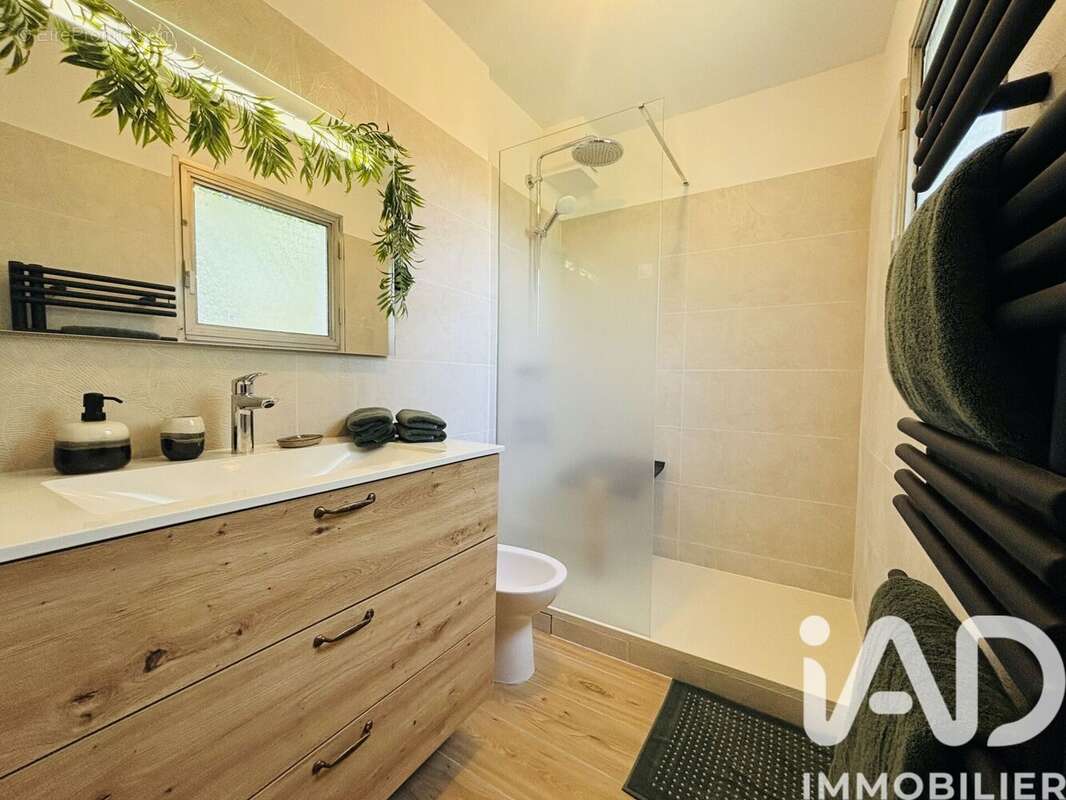 Photo 8 - Appartement à MARSEILLE-8E