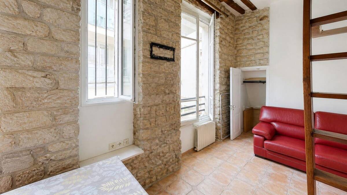 Appartement à PARIS-20E