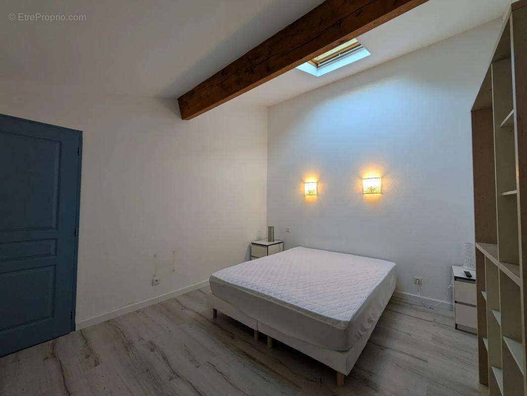 Appartement à LEZIGNAN-CORBIERES