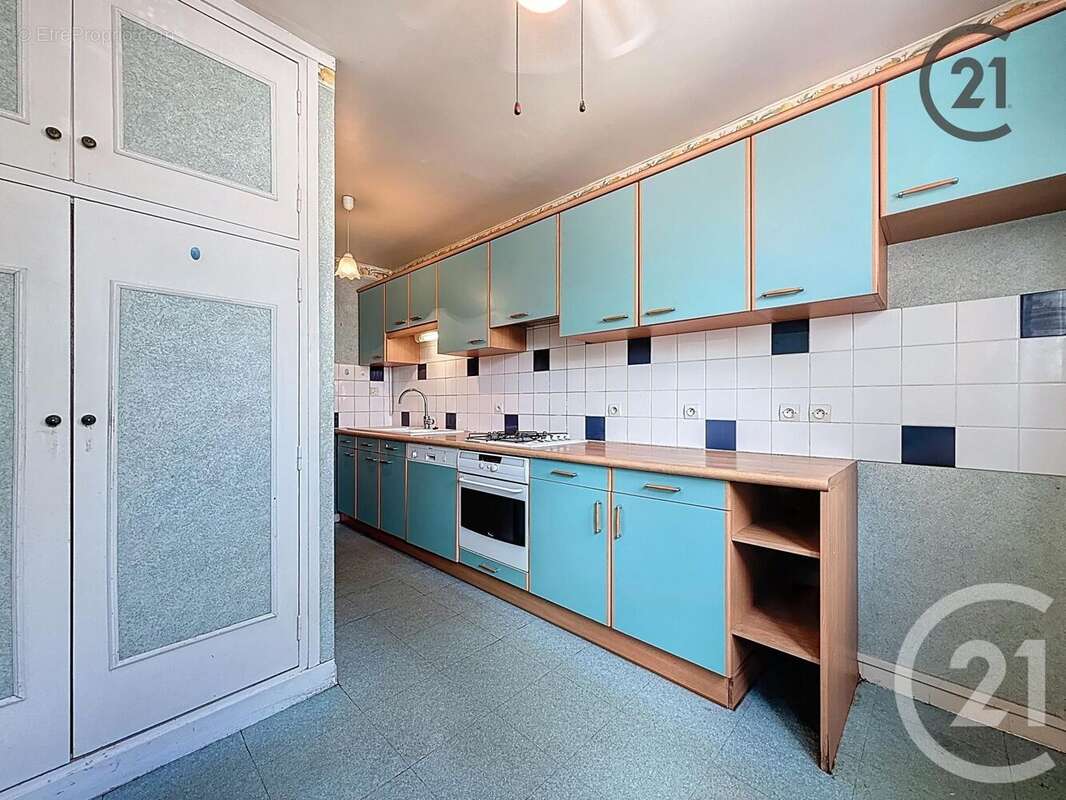 Appartement à COMBS-LA-VILLE