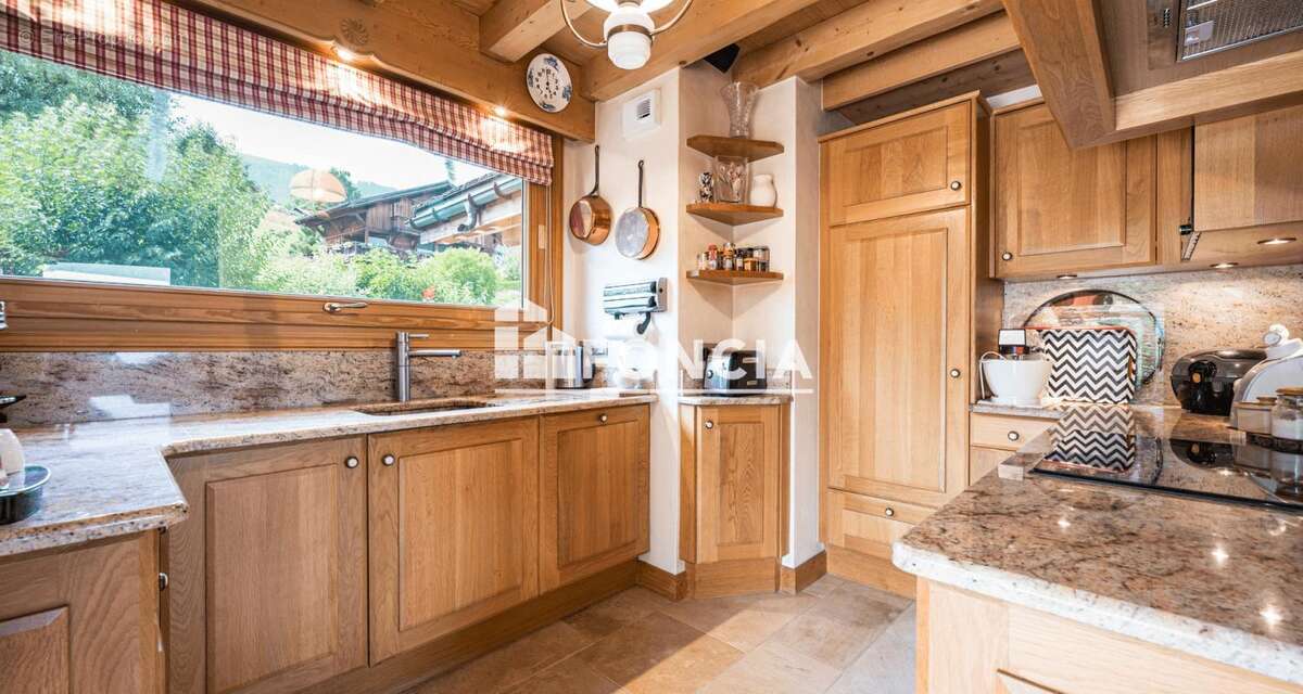 Chalet brondex avec piscine interieur vue mont blanc - photo 5